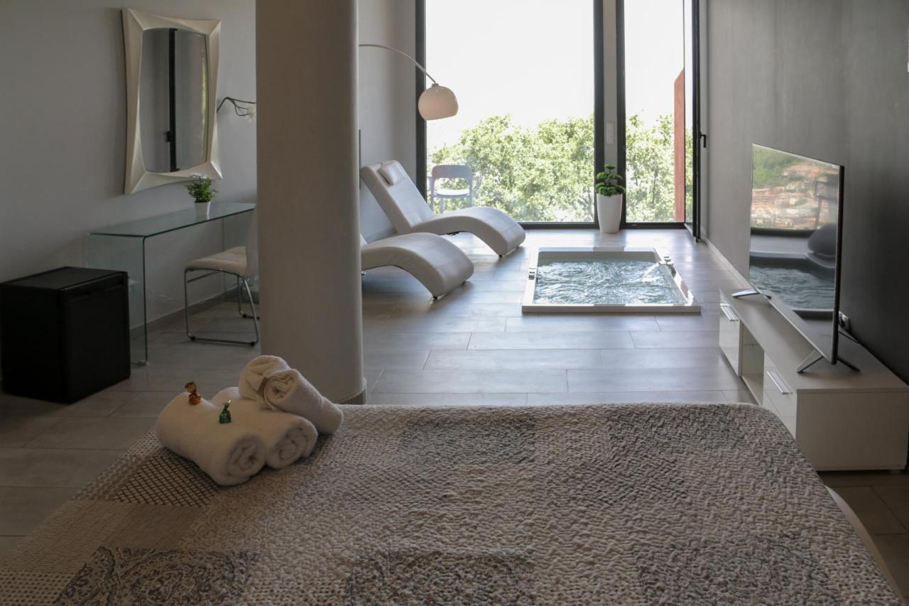 Petit Mirador Hotell Torrelles De Llobregat Eksteriør bilde