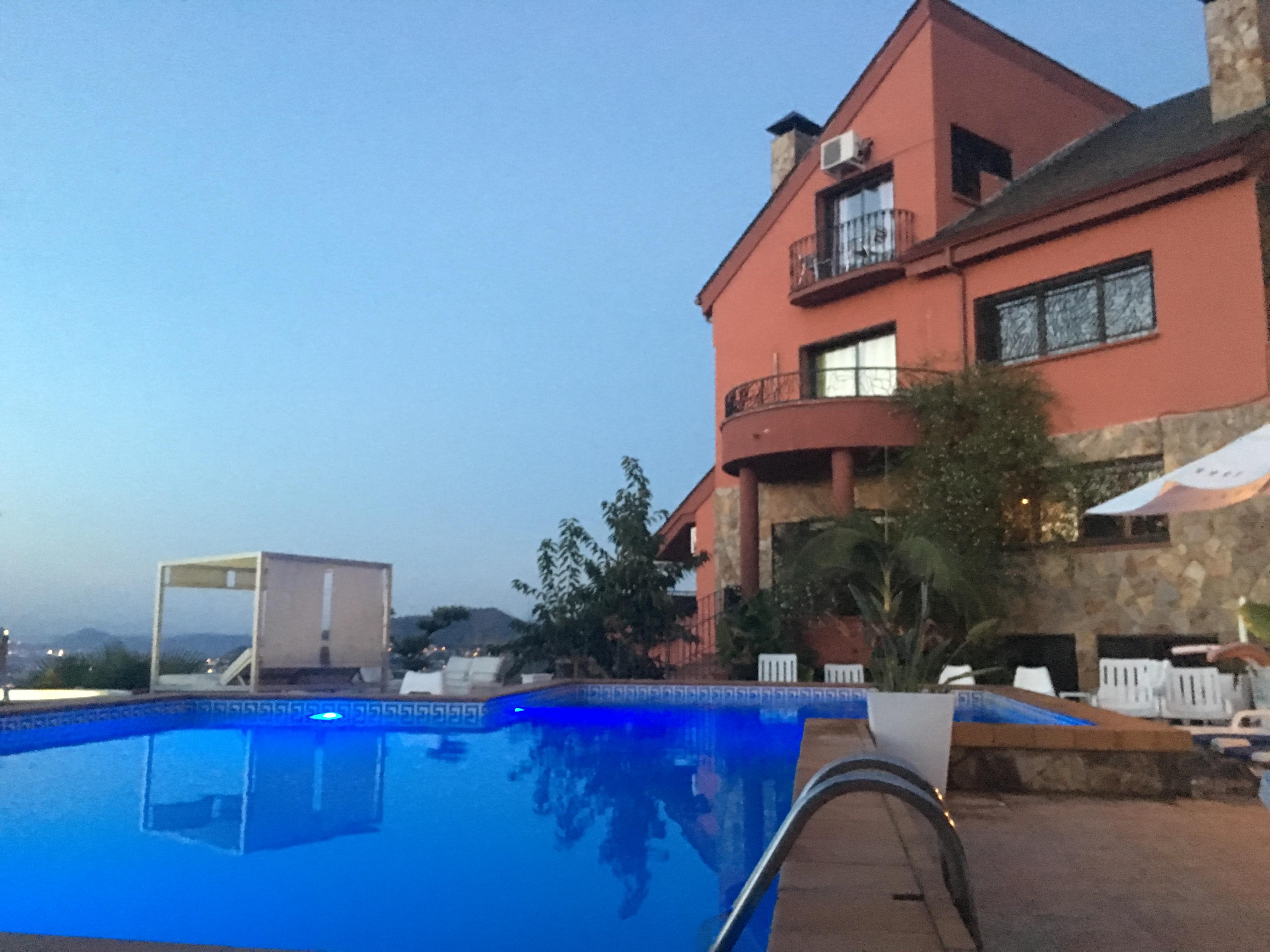 Petit Mirador Hotell Torrelles De Llobregat Eksteriør bilde