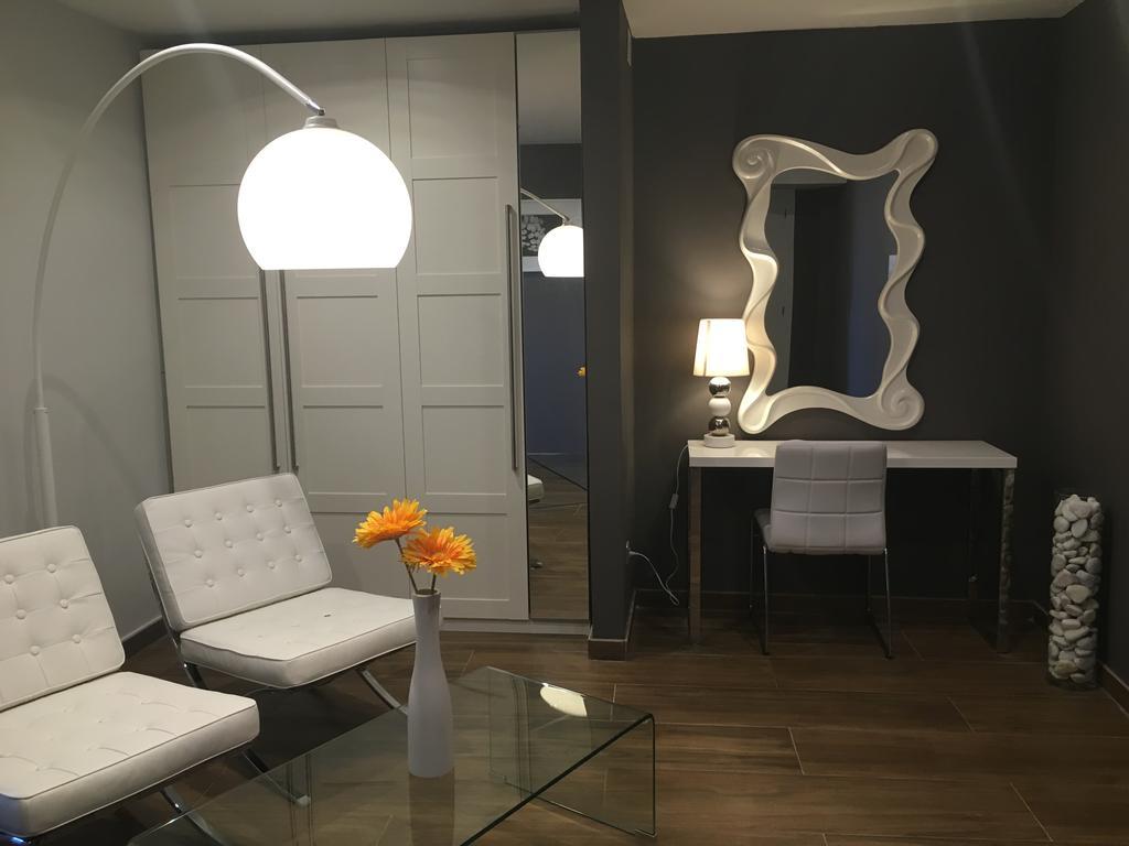 Petit Mirador Hotell Torrelles De Llobregat Eksteriør bilde